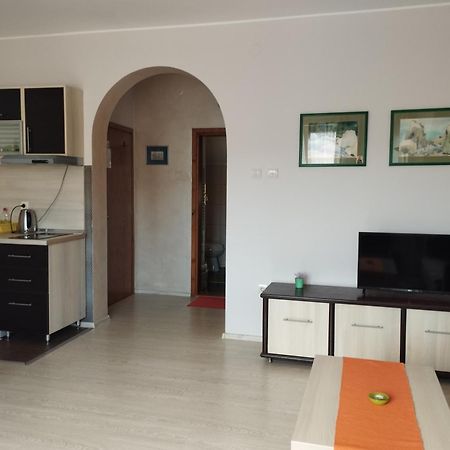 Apartments Vila Vrdnik Bagian luar foto