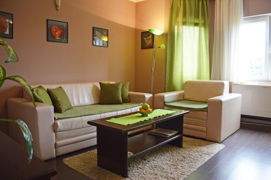 Apartments Vila Vrdnik Bagian luar foto
