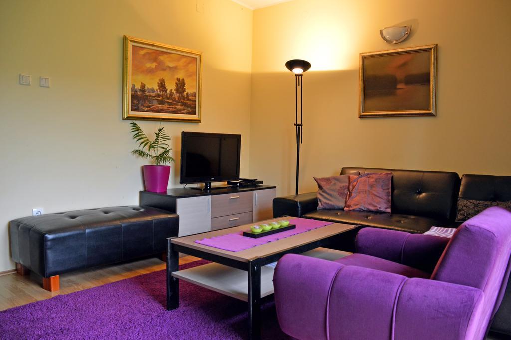 Apartments Vila Vrdnik Bagian luar foto