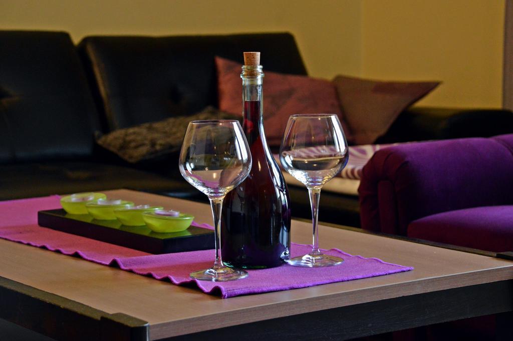 Apartments Vila Vrdnik Bagian luar foto